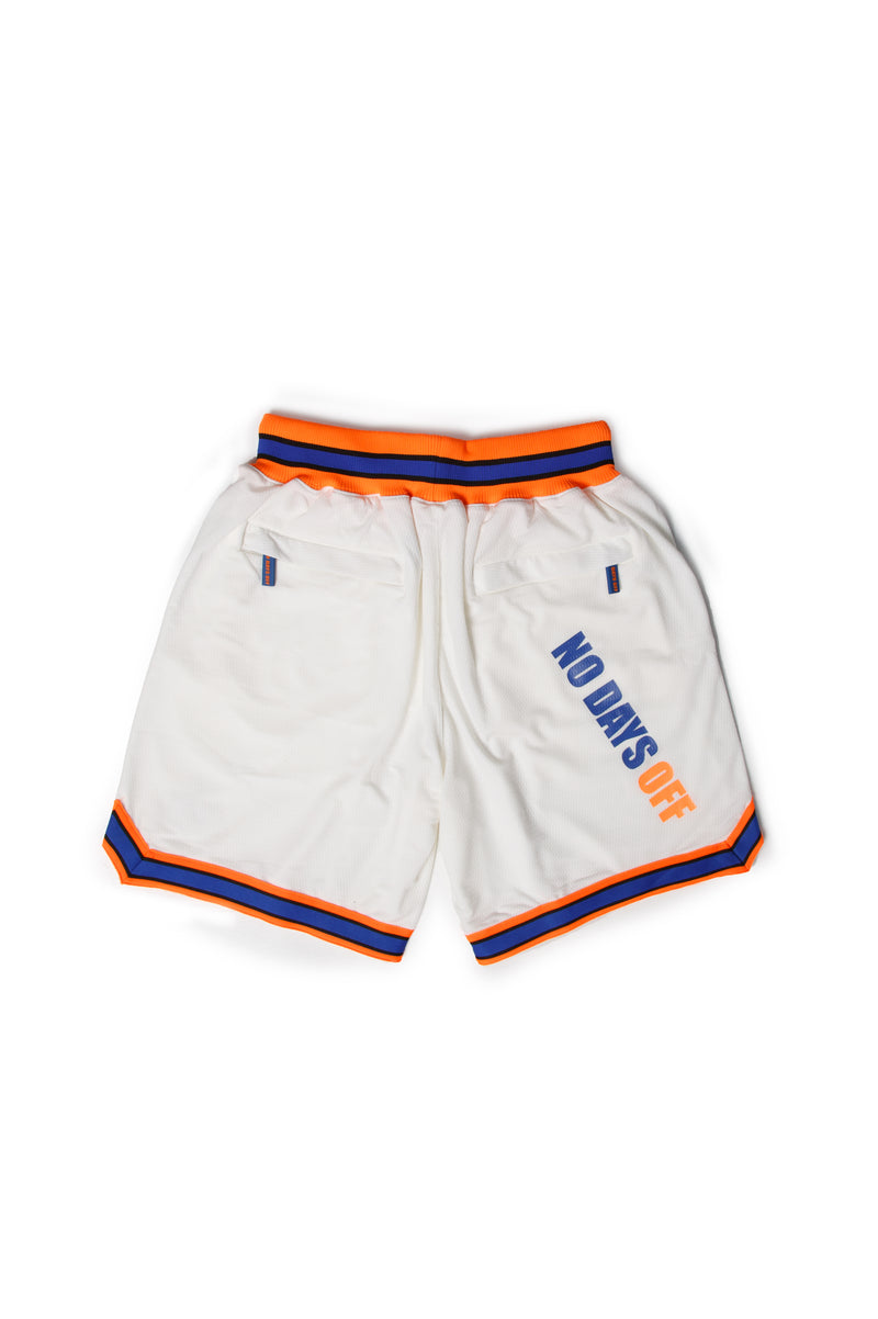 BASKETBALL SHORTS IN WHITE